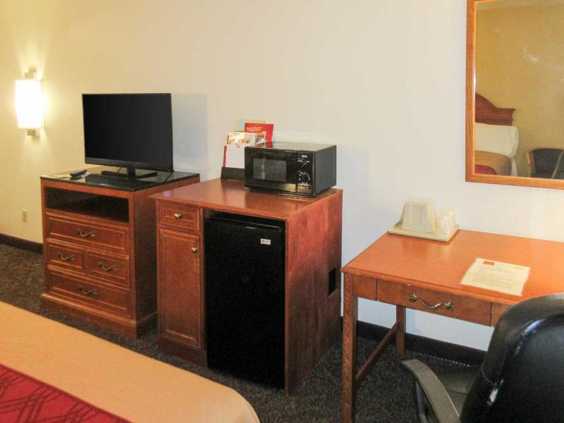 Econo Lodge Inn & Suites Albuquerque East I-40 Eubank Exit Bagian luar foto