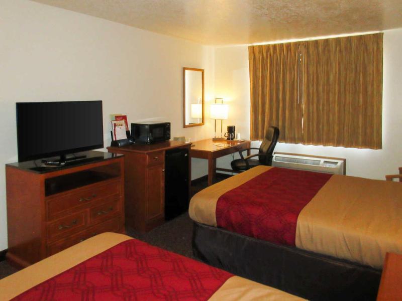Econo Lodge Inn & Suites Albuquerque East I-40 Eubank Exit Bagian luar foto